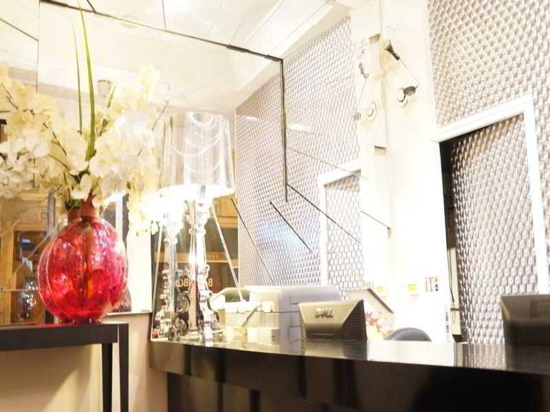 Hotel Petit Lafayette Παρίσι Εξωτερικό φωτογραφία